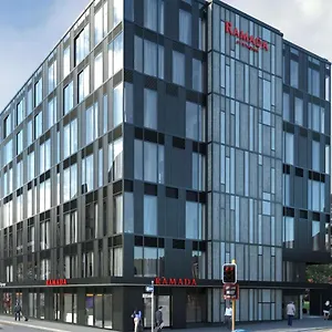 Ramada By Wyndham Taranaki Street ホテル